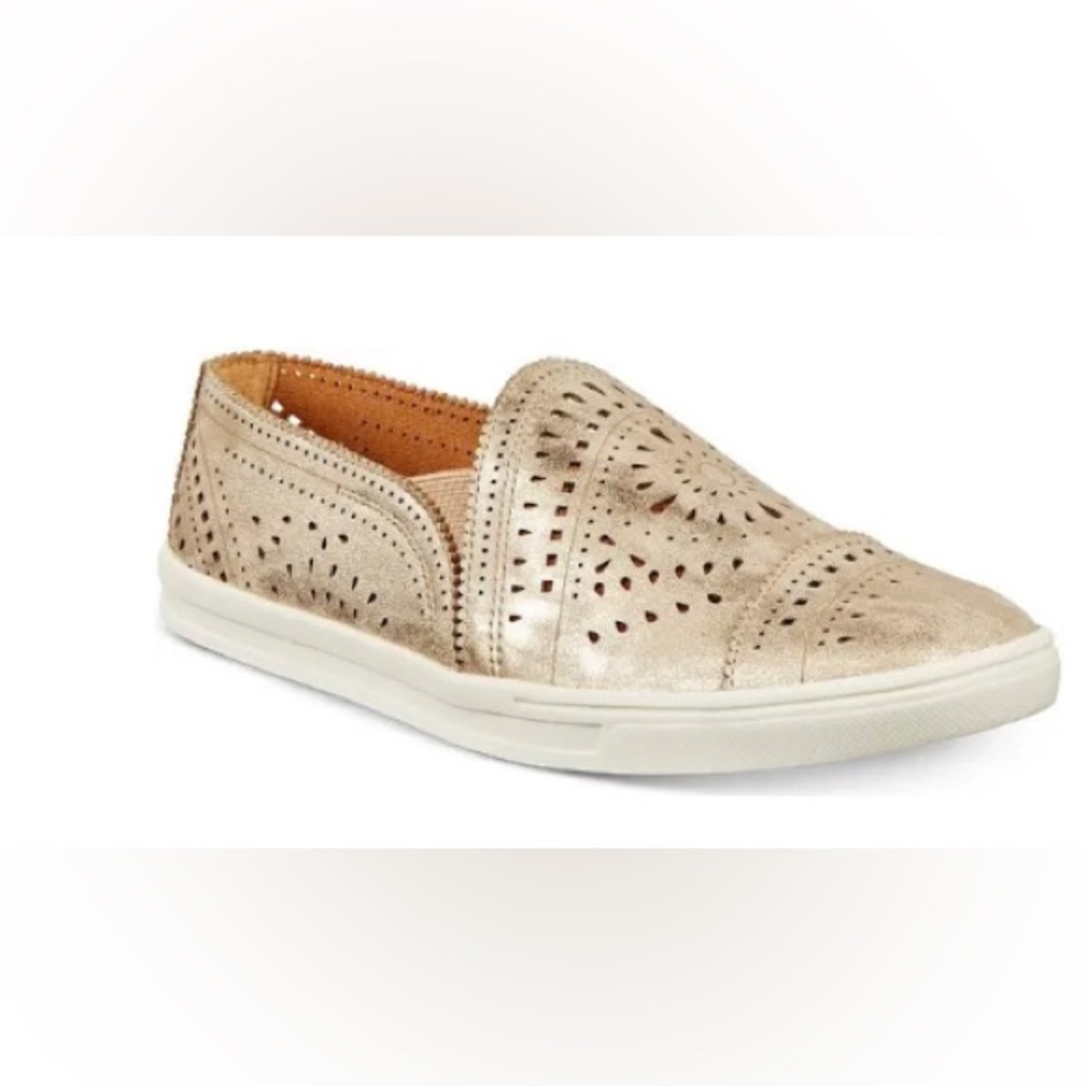 American rag shoes size 6